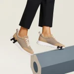 Bouncing sneaker - Image 2